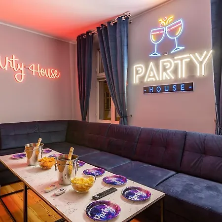Апартаменти #Partyhouse Познань Екстер'єр фото