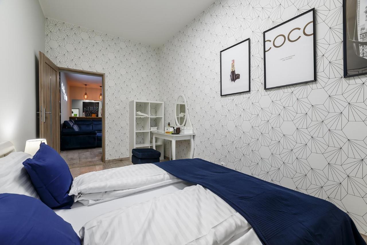 #partyhouse Apartment *